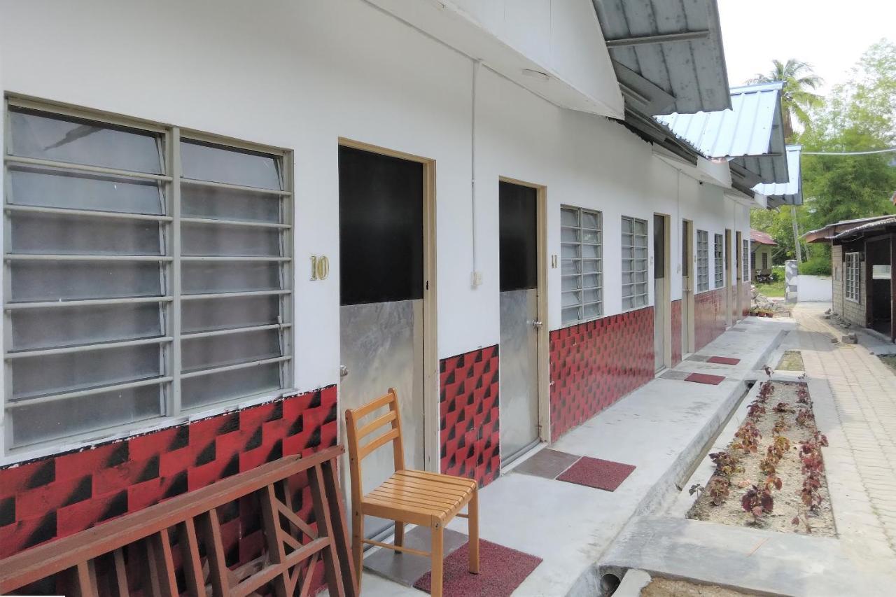 Oyo 90176 D'Cruz Sunrise Villa Pantai Cenang  Exterior foto
