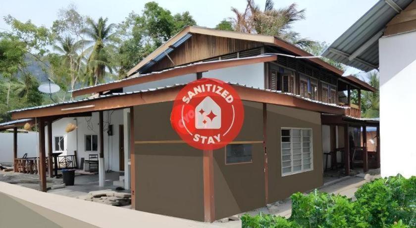 Oyo 90176 D'Cruz Sunrise Villa Pantai Cenang  Exterior foto